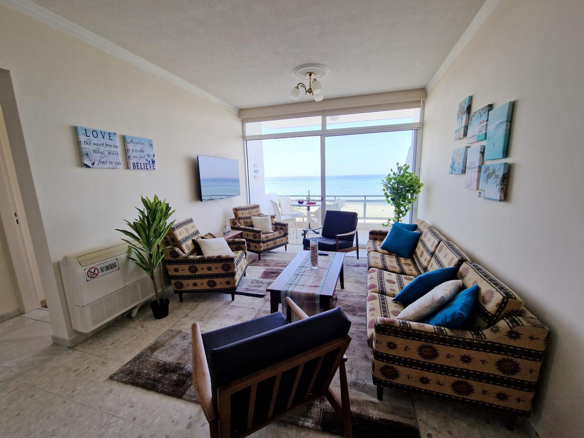 Makenzy Sandy Beachfront Paradise Larnaca Ngoại thất bức ảnh