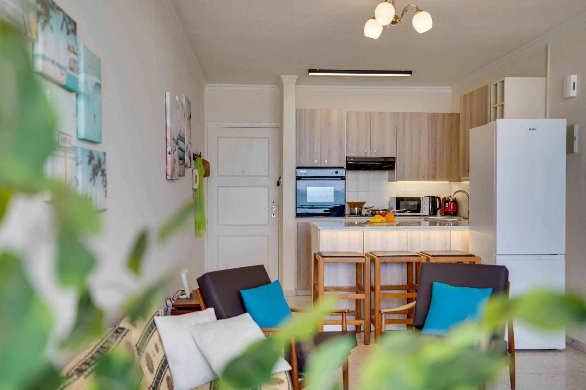 Makenzy Sandy Beachfront Paradise Larnaca Ngoại thất bức ảnh