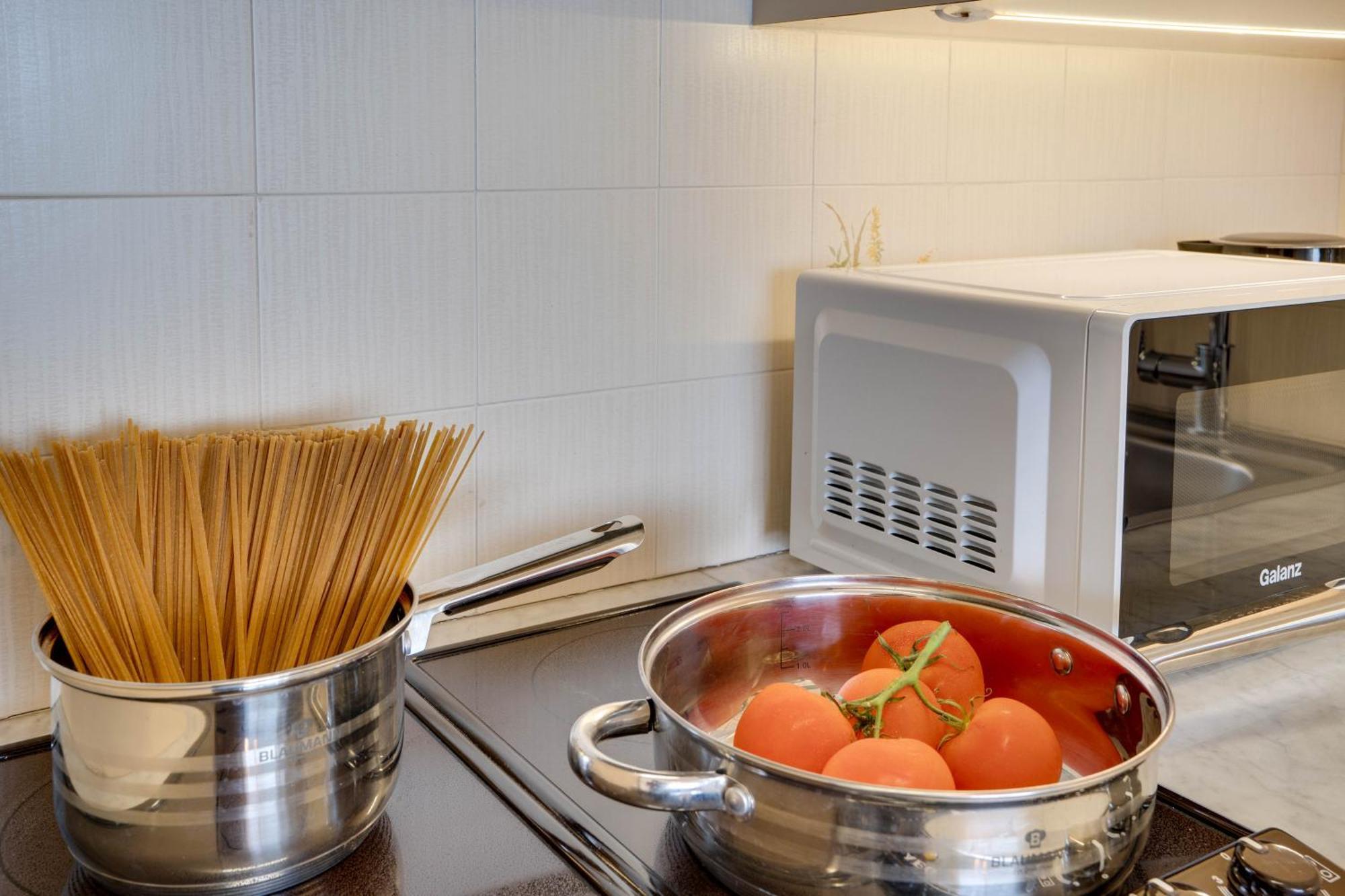Makenzy Sandy Beachfront Paradise Larnaca Ngoại thất bức ảnh